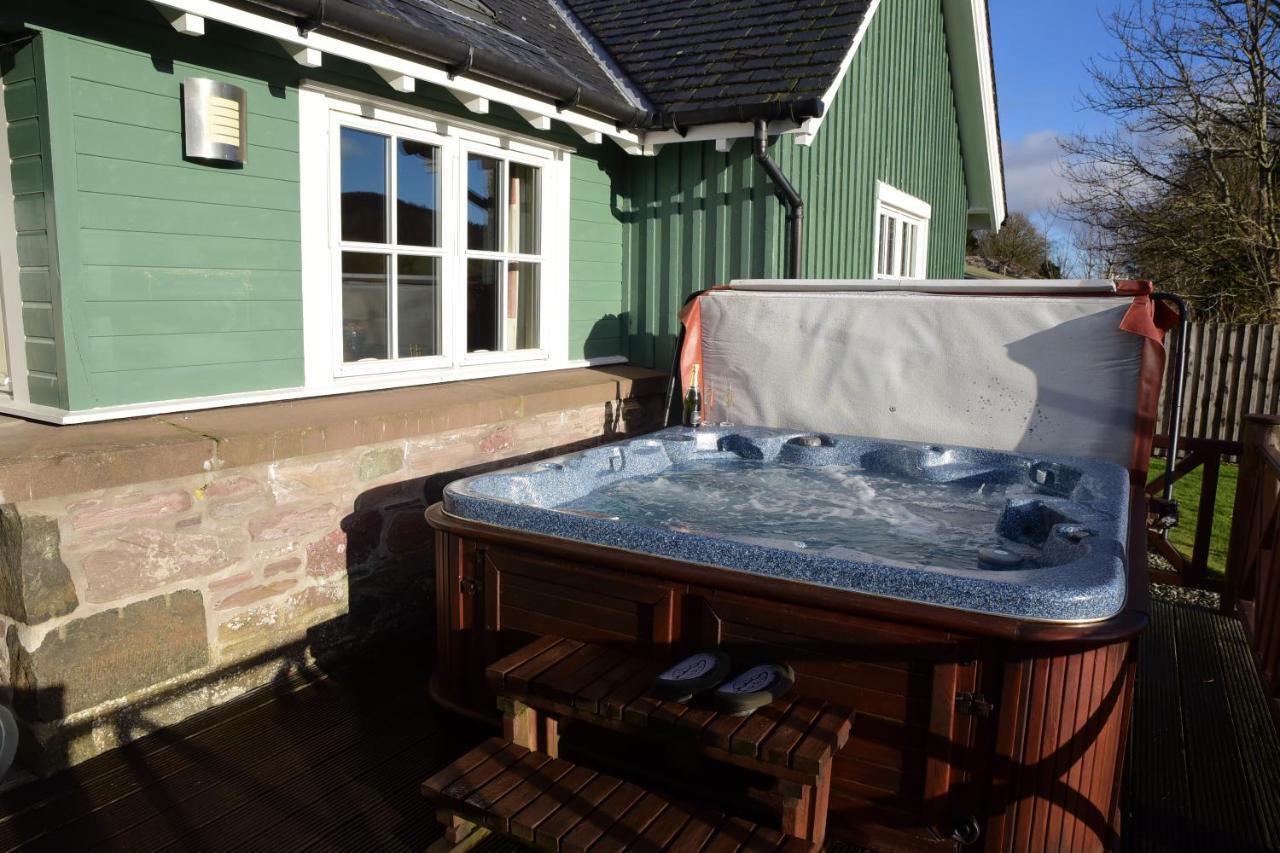 Highland Heather Lodges Comrie Exterior foto